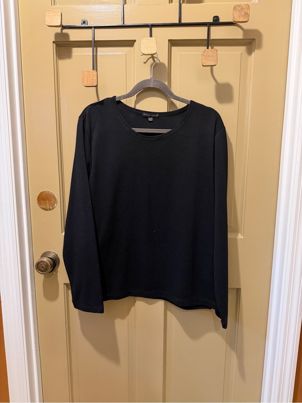 Carolyn Taylor long sleeve knit tee